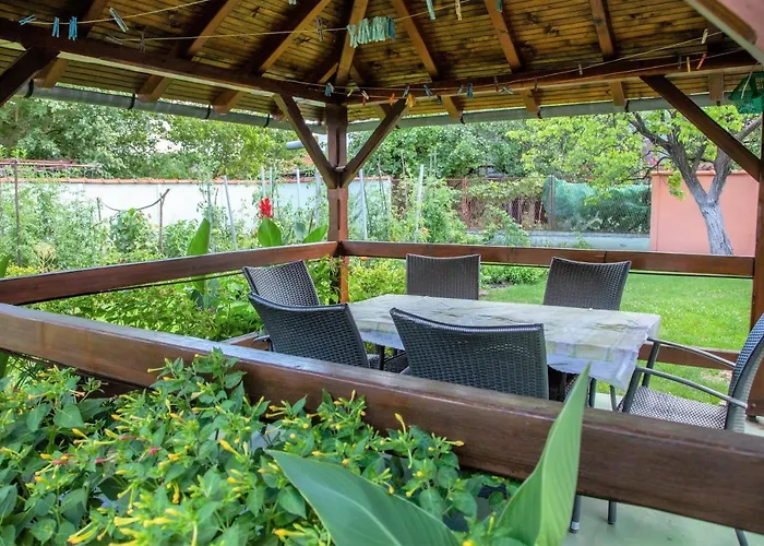 Garden Διαμέρισμα Σουμπότικα